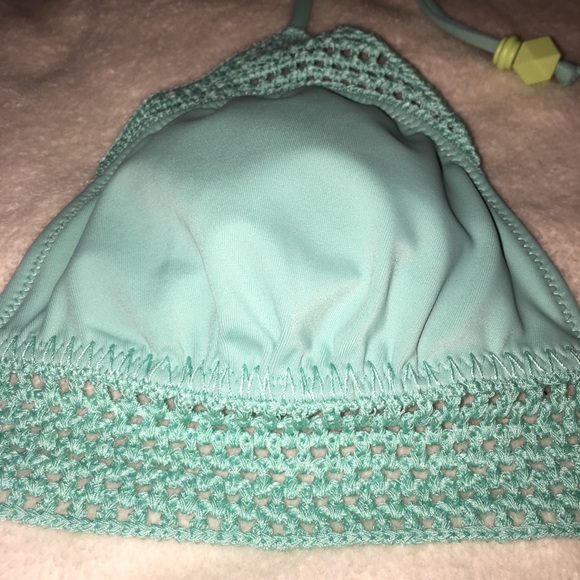 Victoria’s Secret crocheted bikini top - Picture 3 of 5